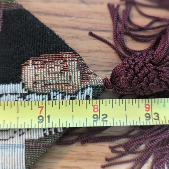 Vintage OOAK Wine Bottle Motif Tapestry Table Runner with Tassels - Picture 12 of 12